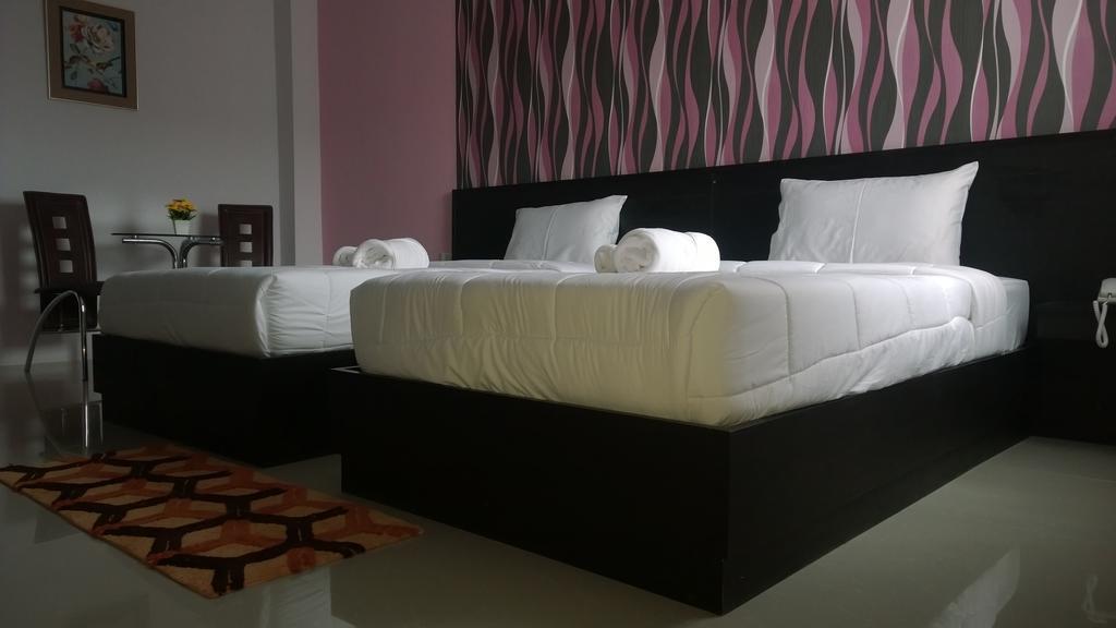 The Zara Double Tree Hotel Ubon Ratchathani Room photo